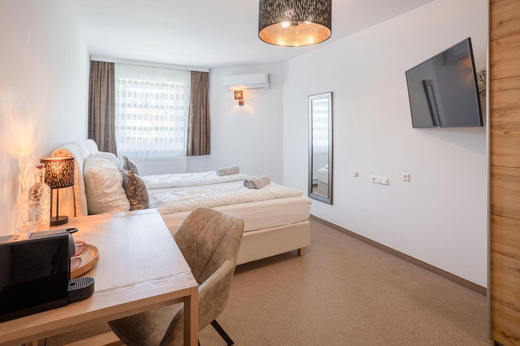 Casa Plus Villach Exterior photo